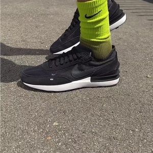 Nike waffle one